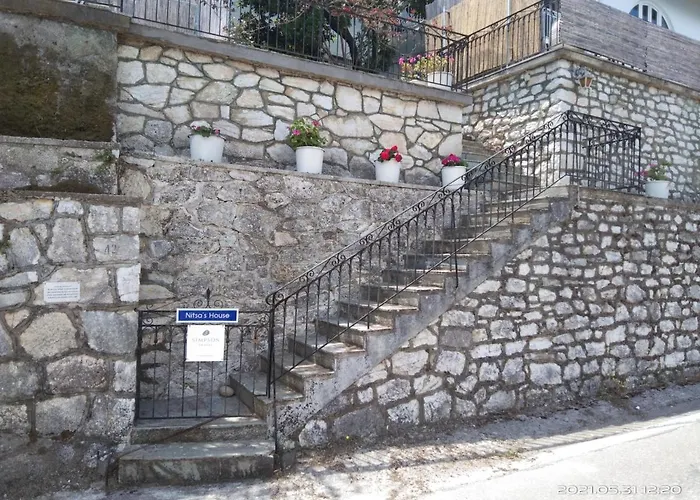 Villa Nitsa